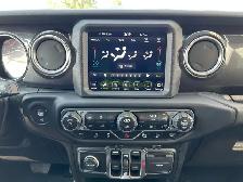 2020 Jeep WRANGLER UNLIMITED Sahara Altitude 4WD | LOW KM | Comm - Photo 26