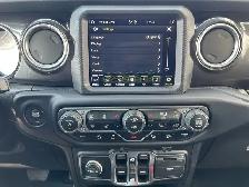 2020 Jeep WRANGLER UNLIMITED Sahara Altitude 4WD | LOW KM | Comm - Photo 27