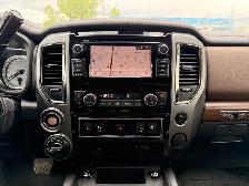 2019 Nissan Titan Platinum Reserve Crew Cab 5.6L V8 - Photo 17