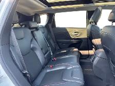 2021 Jeep Cherokee Trailhawk - Photo 18
