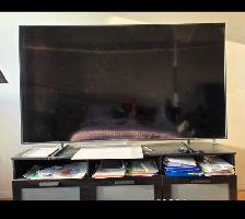 DRASTICALLY REDUCED SAMSUNG 82 INCH TV WITH STAND