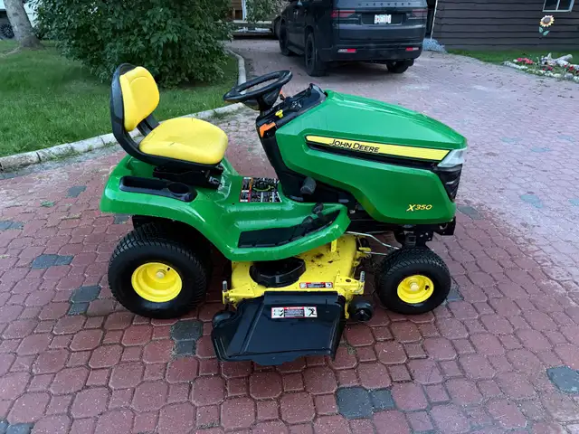 John Deere X350 Mower