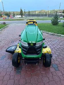 John Deere X350 Mower - Photo 4
