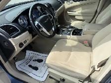 2011 Chrysler 300 - Photo 16