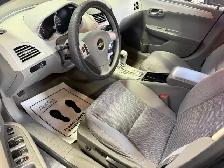 2011 Chevrolet Malibu - Photo 14
