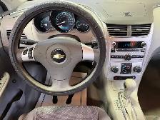 2011 Chevrolet Malibu - Photo 17