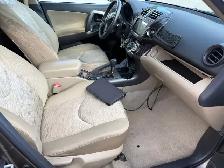 2010 Toyota RAV4 - Photo 12
