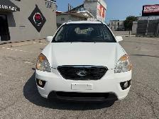 2012 Kia Rondo - Photo 8