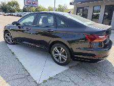 2019 Volkswagen Jetta - Photo 3