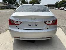 2012 Hyundai Sonata - Photo 3