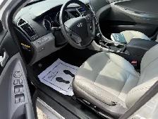 2012 Hyundai Sonata - Photo 17