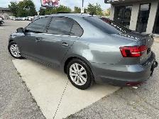 2017 Volkswagen Jetta Sedan - Photo 3