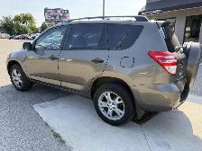 2009 Toyota RAV4 - Photo 3