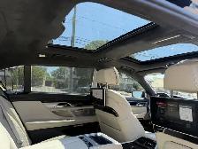 2018 BMW 7 Series - Photo 19