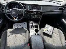 2016 Kia Optima - Photo 18