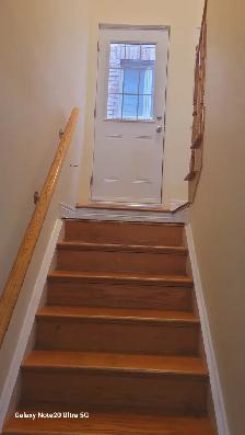 FULLY FURNISHED 1 BEDROOM in LEGAL BASEMENT APARTMENT.