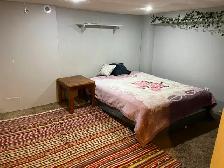 Room by McMaster U /male student house $634 @ mos incl utilities - Photo 3