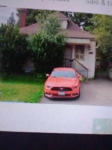 Room by McMaster U /male student house $634 @ mos incl utilities - Photo 4