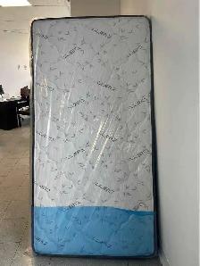 NEVER USED!brand new single/twin mattress available all sizes - Photo 2