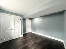 1 BEDROOM   DEN BASEMENT APARTMENT FOR RENT - Photo 10