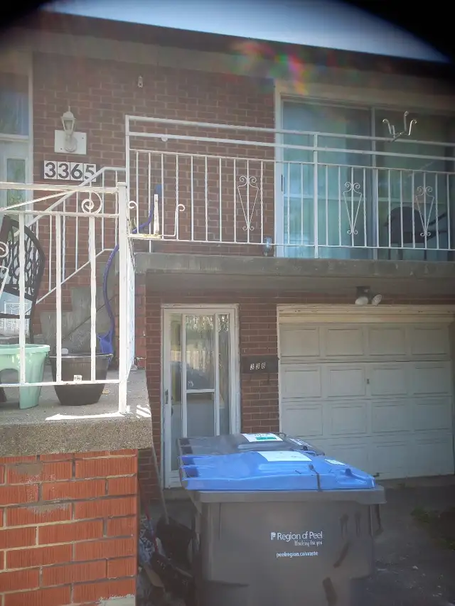 Walkout Basement for Rent | $1,600 a month | Near airport!!