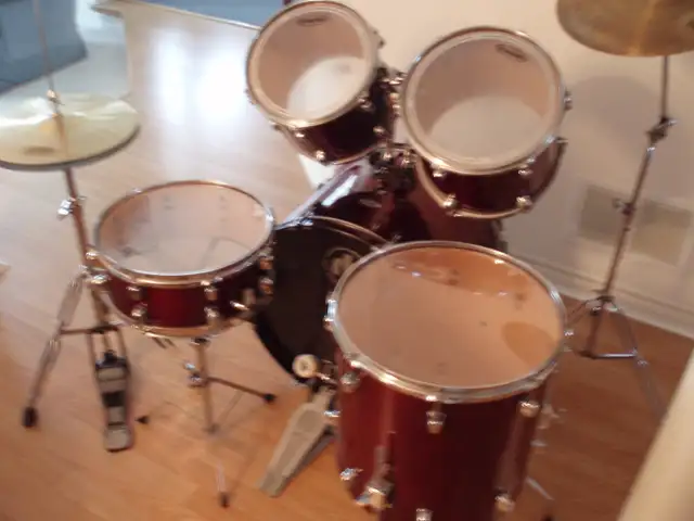 DRUM SET  - COMPLETE SET UP