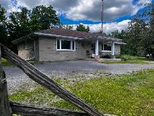 SPACIOUS UPDATED HOUSE FOR RENT - Photo 6