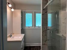 SPACIOUS UPDATED HOUSE FOR RENT - Photo 12