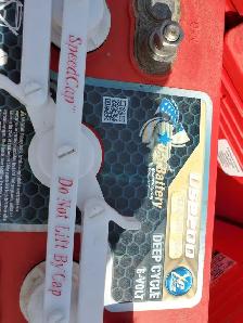 US2000 DEEP CYCLE 6 VOLT BATTERIES LIKE NEW $120.00 - Photo 3