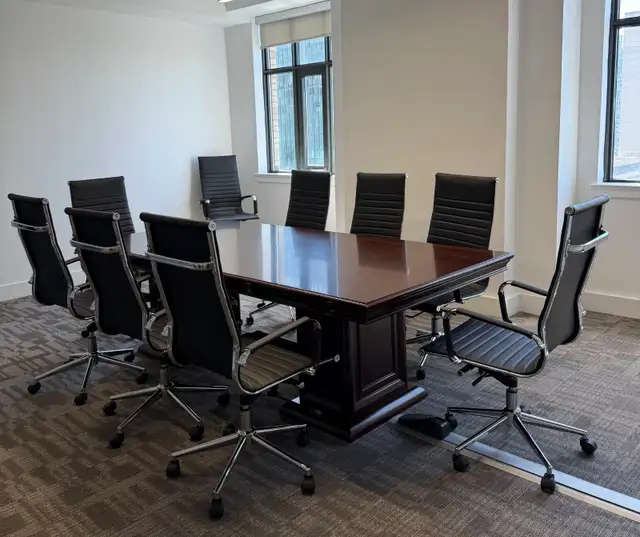 Premium Conference Tables – Right Here ！