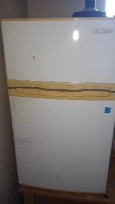 ROOMMATE WANTED - Photo 3