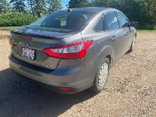Beautiful clean car - Photo 3