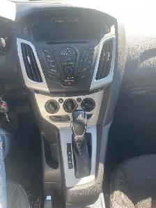 Beautiful clean car - Photo 5