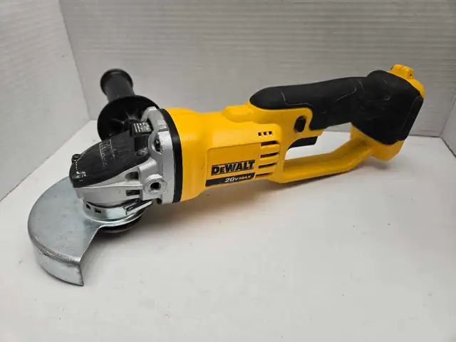 Dewalt DCG412 4 1/2' Grinder 20v Tool Only
