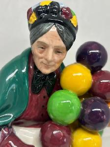 Royal Doulton The Old Baloon Seller - Photo 6