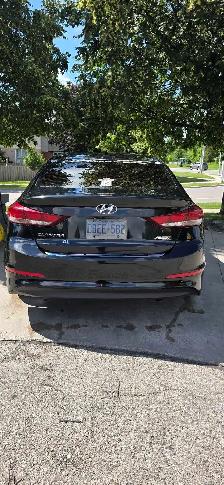 2018 Hyundai Elantra SE - Photo 2