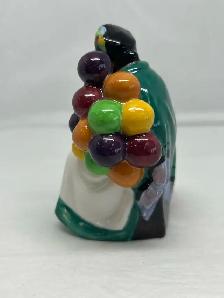 Royal Doulton 'The Old Balloon Seller' Figurine (HN2129) - Photo 5