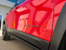 2017 Jeep Cherokee Trailhawk - Photo 8