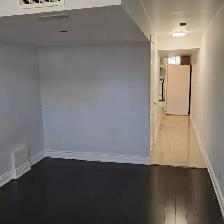 2 bedroom unfurnished basement for rent - Photo 4