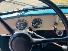 International Harvester R-120 - Photo 4
