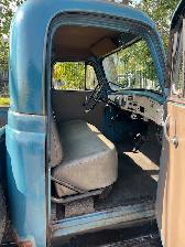 International Harvester R-120 - Photo 5