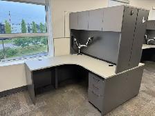 Desks/ Lacasse 60x60 corner stations with hutch $675.00 each - Photo 2