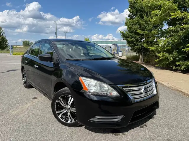 2015 Nissan Sentra 2015 NISSAN SENTRA   , MANUEL  , 4 CYLINDRES