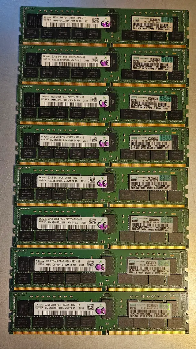 HPE SKhynix 256GB (8x32GB) 2Rx4 PC4-2933Y ECC REG RAM Server/WS