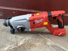 Milwaukee Cordless 2613-20 Chipper Rotary Hammer - Photo 2
