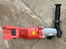 Milwaukee Cordless 2613-20 Chipper Rotary Hammer - Photo 4