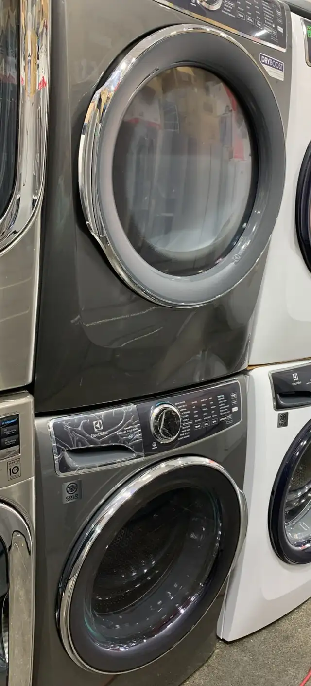 Electrolux Washer Dryer Set – Mississauga Sale