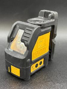 Portable Dewalt dw088cg Green Laser Level