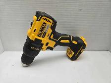 Dewalt DCD777 1/2' 20v Drill Tool Only