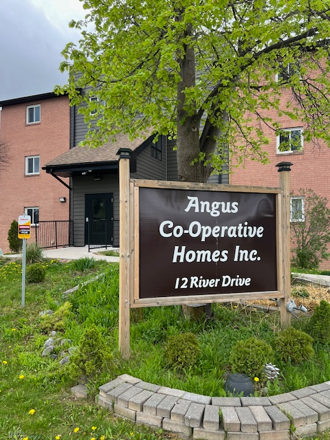 2 bedroom lower level apt at Angus Co-operative Homes